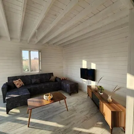 Peaceful Wood House Chalet Gelibolu