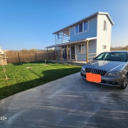 Peaceful Wood House Chalet