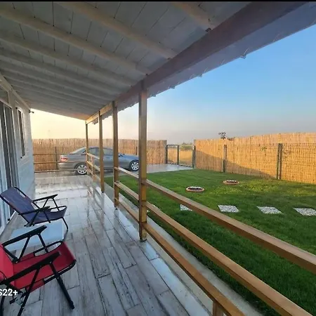 בקתה Peaceful Wood House